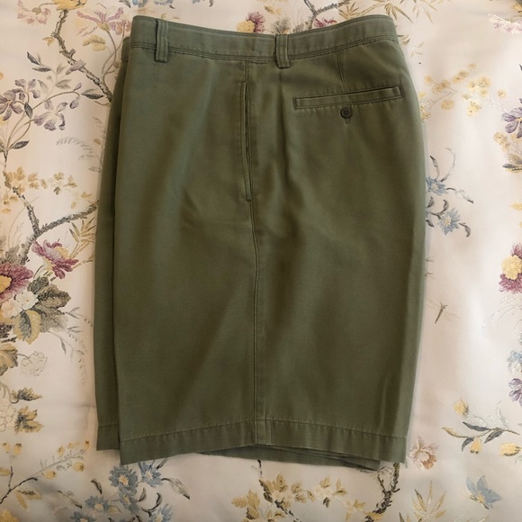 Tommy Bahama Mens Flat Front Shorts - Picture 2 of 8